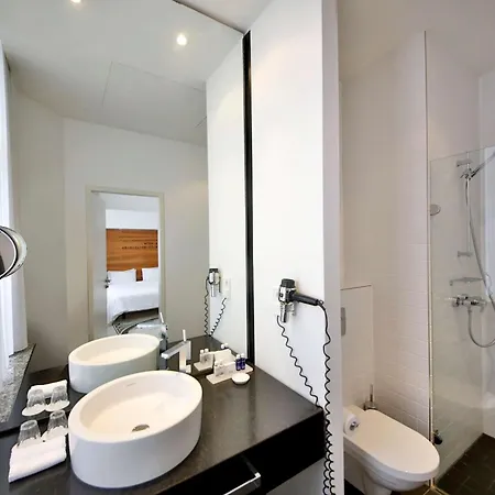 호텔 Park Plaza Wallstreet Mitte 4*
