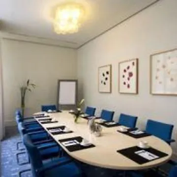 Отель Park Plaza Wallstreet Mitte