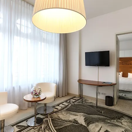 Отель Park Plaza Wallstreet Mitte