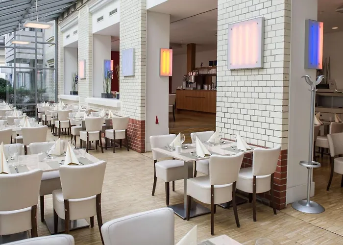 Hotel Park Plaza Wallstreet Mitte 4*