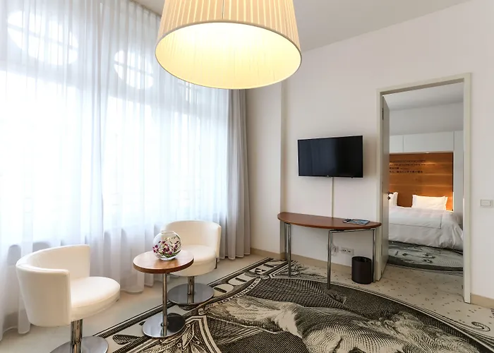 Отель Park Plaza Wallstreet Mitte